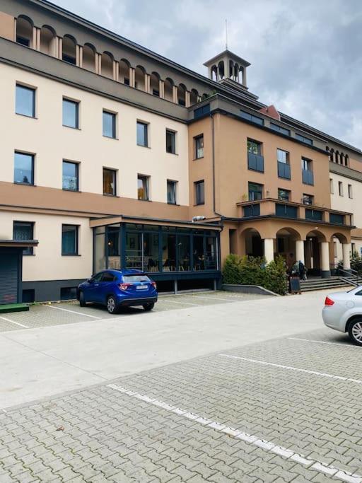 Residence Park Lovely Apartman With Private Parking Kysucke Nove Mesto Εξωτερικό φωτογραφία