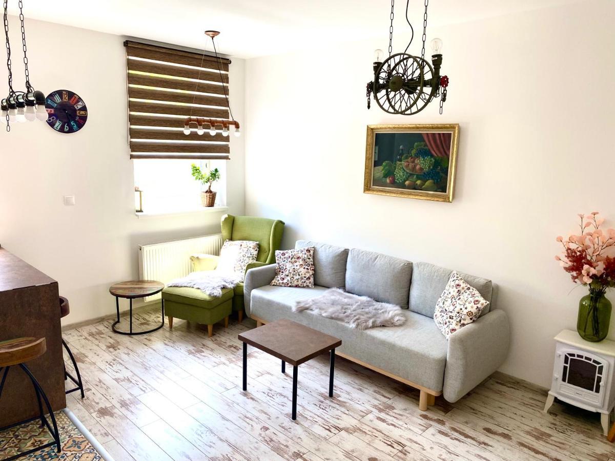 Residence Park Lovely Apartman With Private Parking Kysucke Nove Mesto Εξωτερικό φωτογραφία
